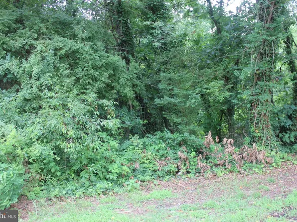 26457 Peninsular Dr, Hollywood, MD 20636