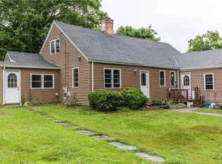 215 Gleaner Chapel Rd, Scituate, RI 02857