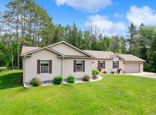 180 Chicago Ct, Peshtigo, WI 54157
