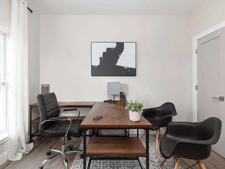 Hudson West — Photo 23