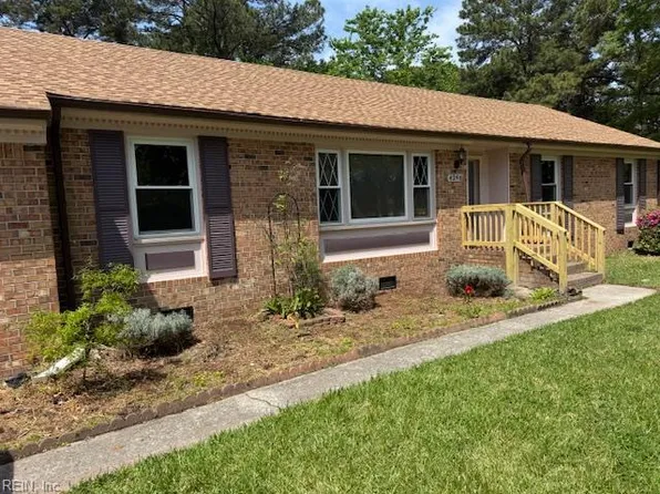 4240 Thistle Dr, Portsmouth, VA 23703