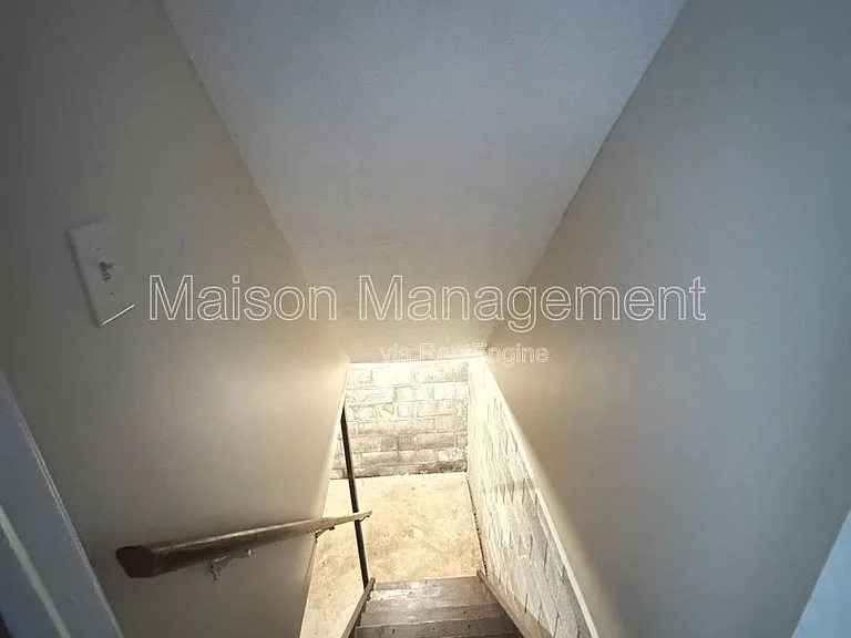 419 Britton — Photo 11