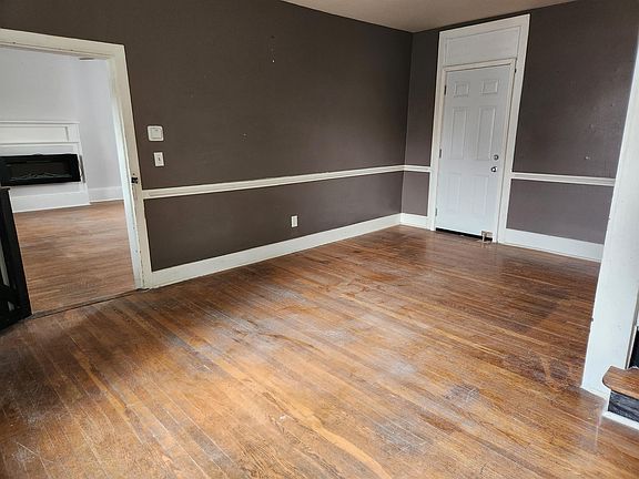 3rd image of 9771 Winchester Ave