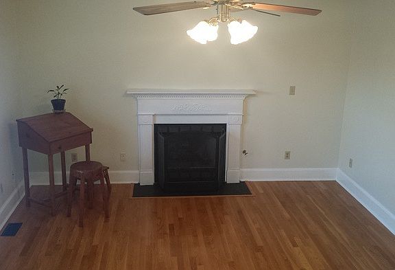 3rd image of 112 Quill Pl