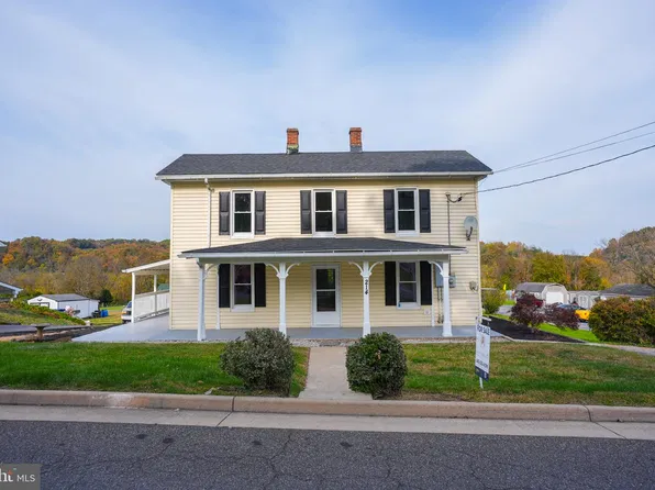 214 W Duck St, Front Royal, VA 22630
