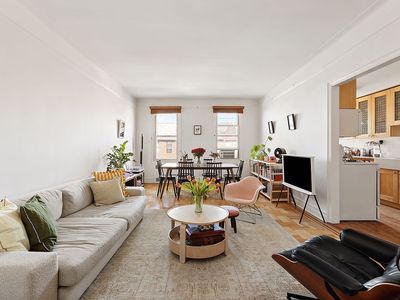 35-05 72nd St APT 4E, Queens, NY, 11372
