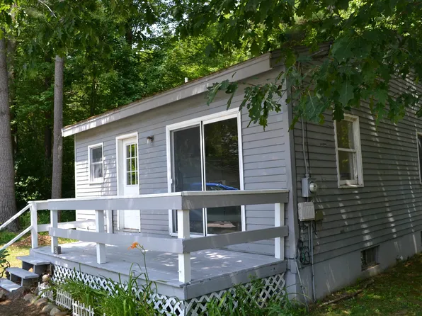 3 Winnisquam Shores Road, Tilton, NH 03276