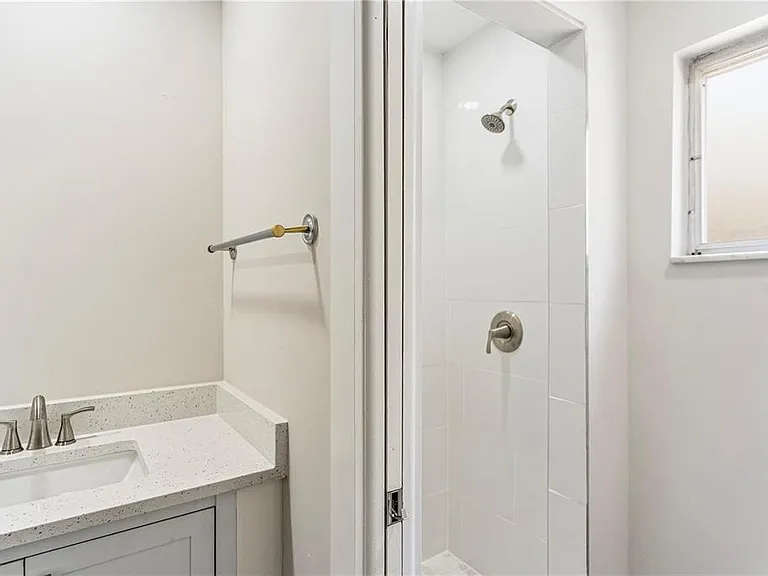 616 Water Rd — Photo 14