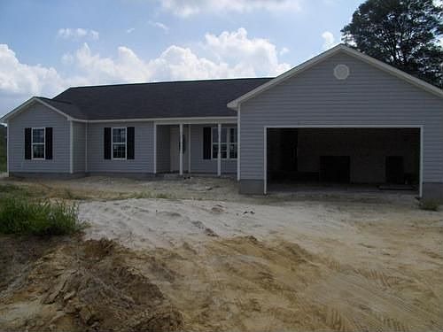 2nd image of 105 Pebble Grove Dr