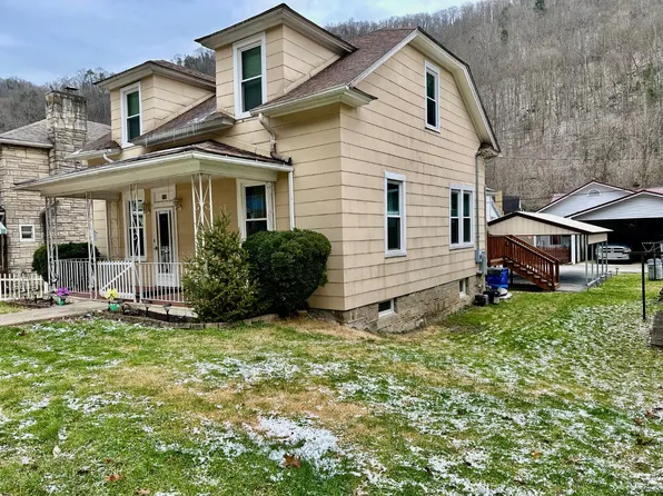 525 Moran Ave, Mullens, WV 25882