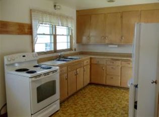 426 S Fischer Ave, Jefferson, WI 53549