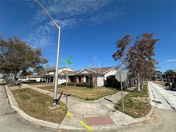 3rd image of 2314 Woodmere Blvd