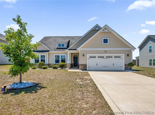 3221 Hunting Lodge Rd, Fayetteville, NC 28306