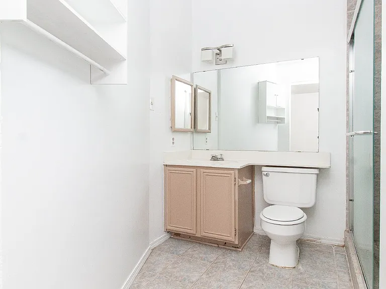 2406 Cactus Dr — Photo 16