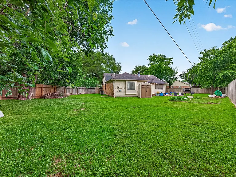 13318 Ascot Glen Ln — Photo 35