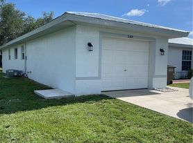 248 SW 3rd St, Cape Coral, FL
