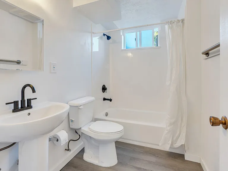 1149 N 800th St W #1-B — Photo 7