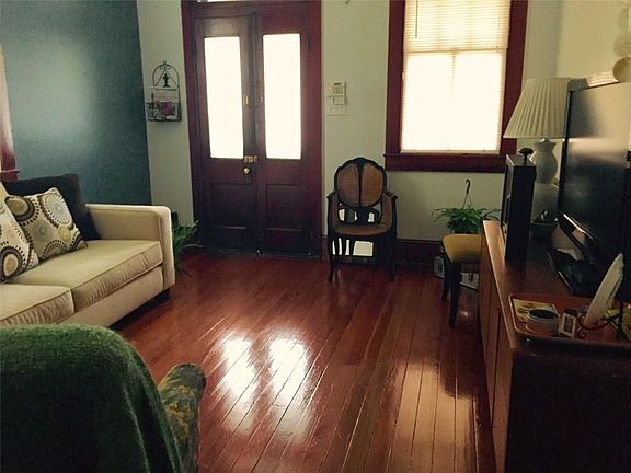 2nd image of 3723-25 Orleans Ave