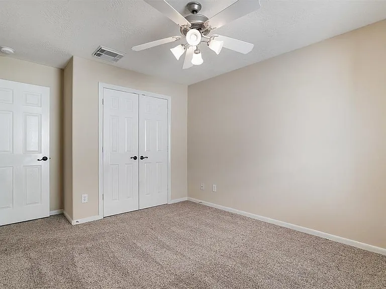 7211 Emerald Run Ln — Photo 34
