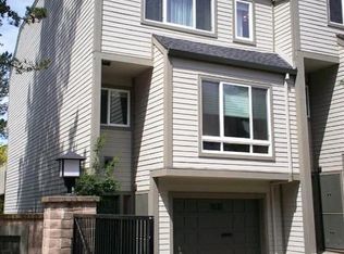 690 Clarendon Ave, San Francisco, CA 94131