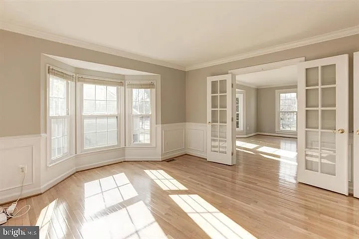 14213 Floral Park Dr — Photo 9