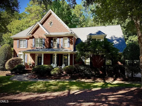 110 Summerview Ln, Cary, NC 27518