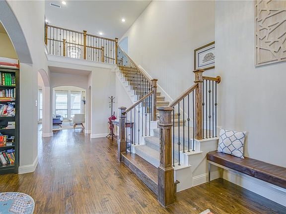 3rd image of 13816 Chamomile Ln