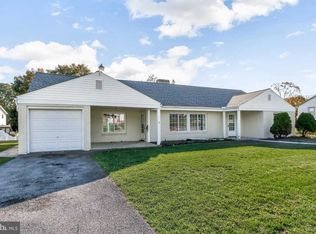 40 G St, Carlisle, PA 17013