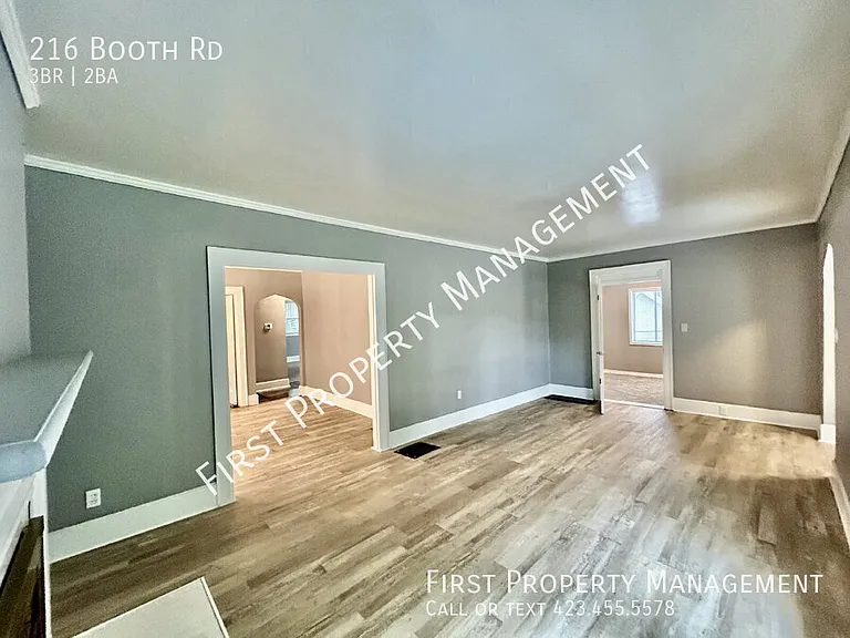 216 Booth Rd — Photo 4