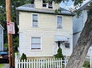 1863 Becker St, Schenectady, NY 12304