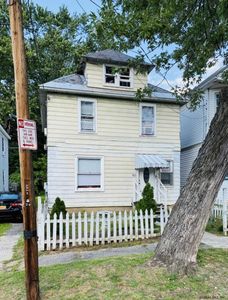 1863 Becker St, Schenectady, NY, 12304
