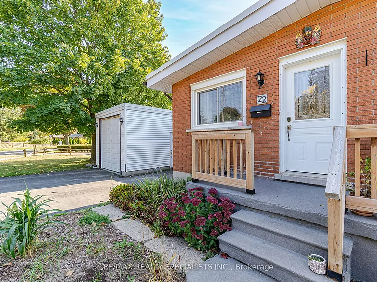 22 Balmoral Dr — Photo 4