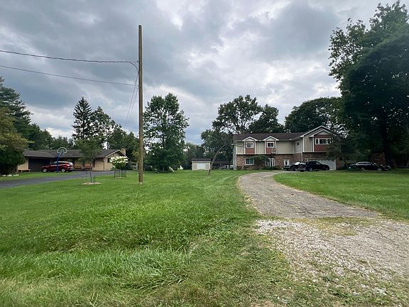 3rd image of 28251 Wildwood Trl