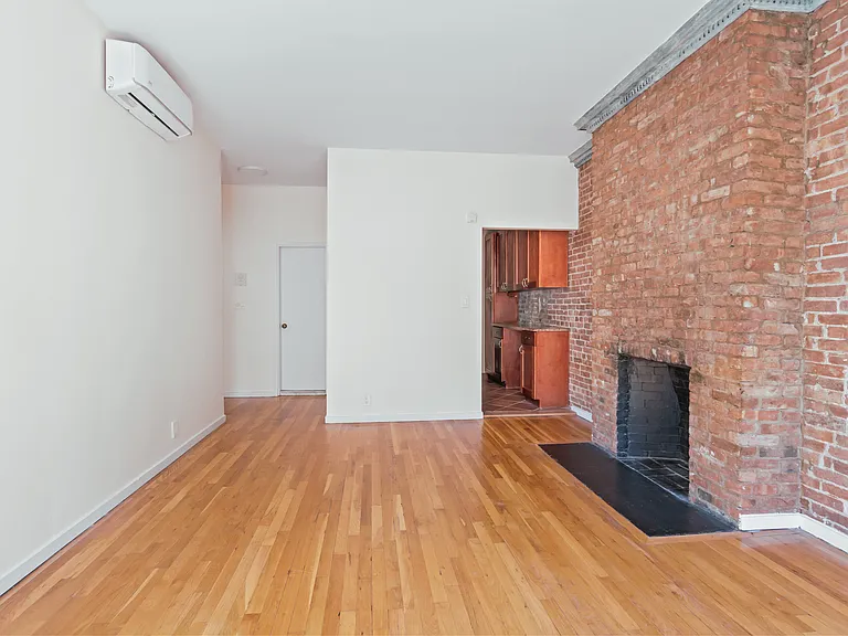 141 W 94th St #3F — Photo 5