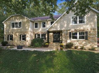 11649 Westvalley Dr, Crown Point, IN 46307