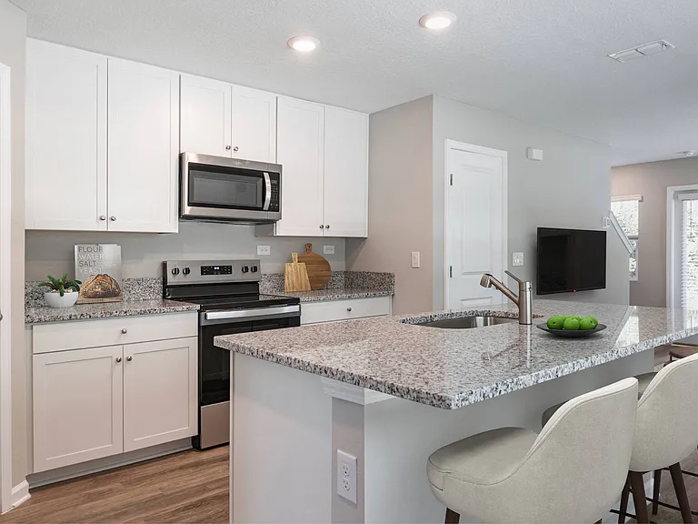 Waterside Townhomes at River City — Photo 5