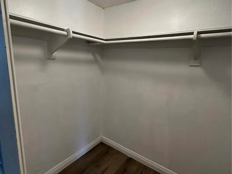 2900 Madison Ave #B36 — Photo 13