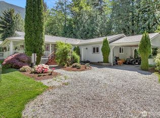 21103 252nd St NE, Arlington, WA 98223