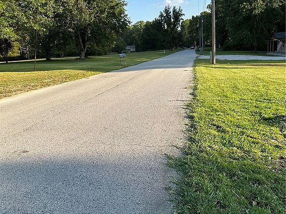 5th image of 781 Hallack Ln #46