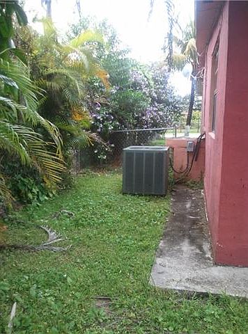 2nd image of 4201 SW 113th Ct