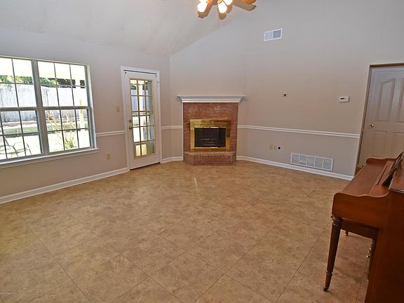 2nd image of 8158 Montrose Dr