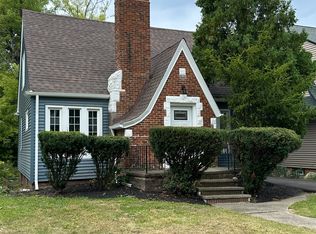 1080 Rushleigh Rd, Cleveland Heights, OH 44121