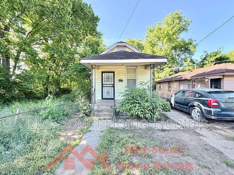 1 bed, 1.0 bath, 644 sqft, $695 — Photo 2