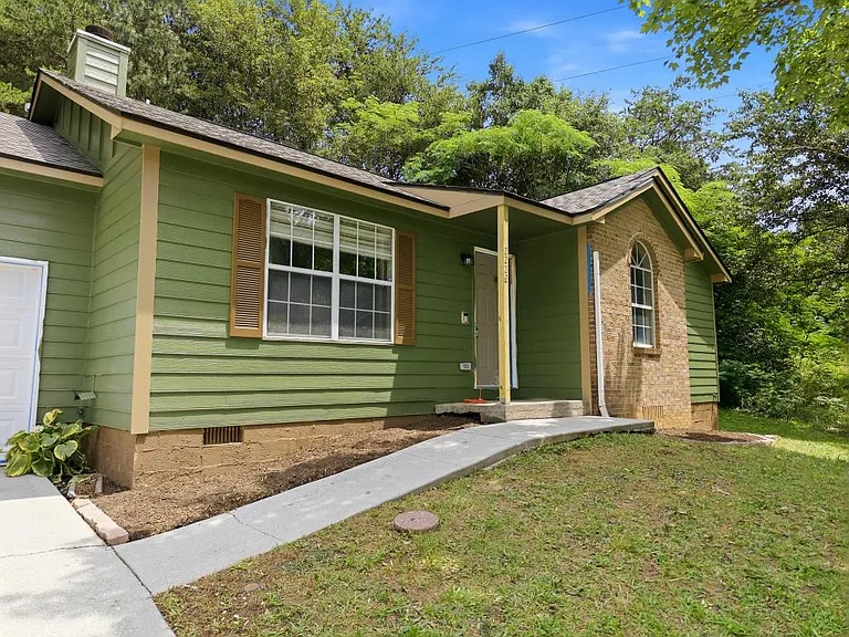 2222 Woods Smith Rd — Photo 4