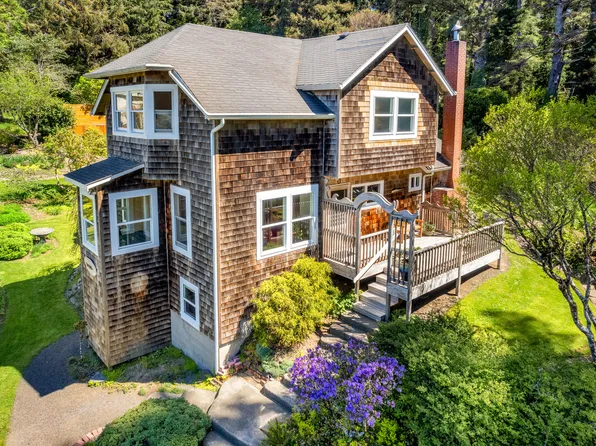 29285 S Bayview Blvd, Rockaway Beach, OR 97136