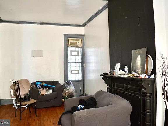 4th image of 2137 W Susquehanna Ave