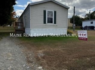 4 Park Dr, Canaan, ME 04924