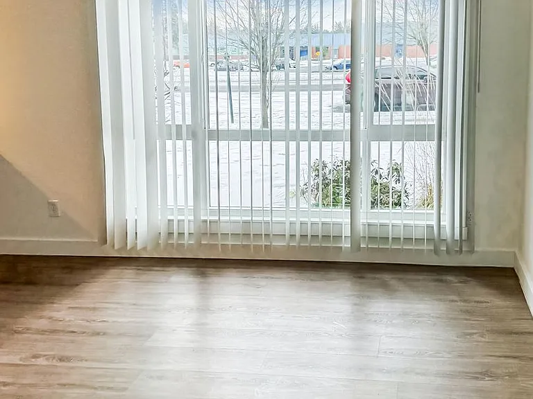 J3 Apartments — Photo 5