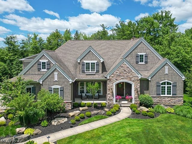 1st image of 11 Daisy Ln