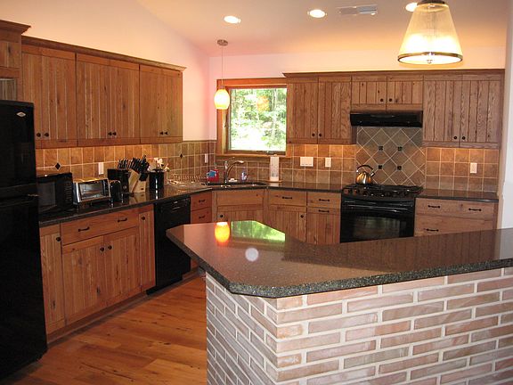4th image of 180 Eastwood Circle ,
